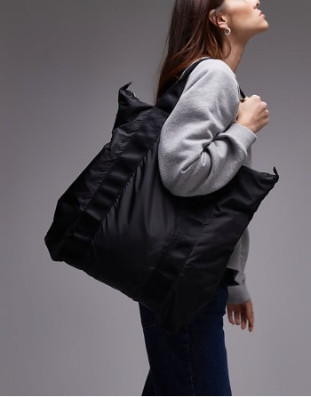 unisex 36-hr overnight tote bag in black