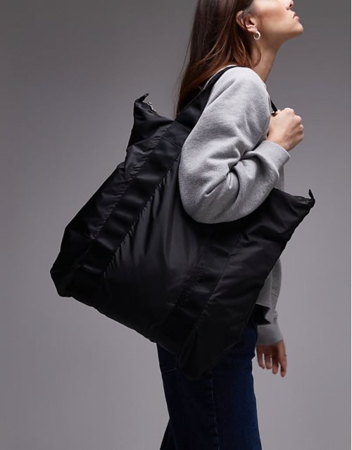 unisex 36-hr overnight tote bag in black